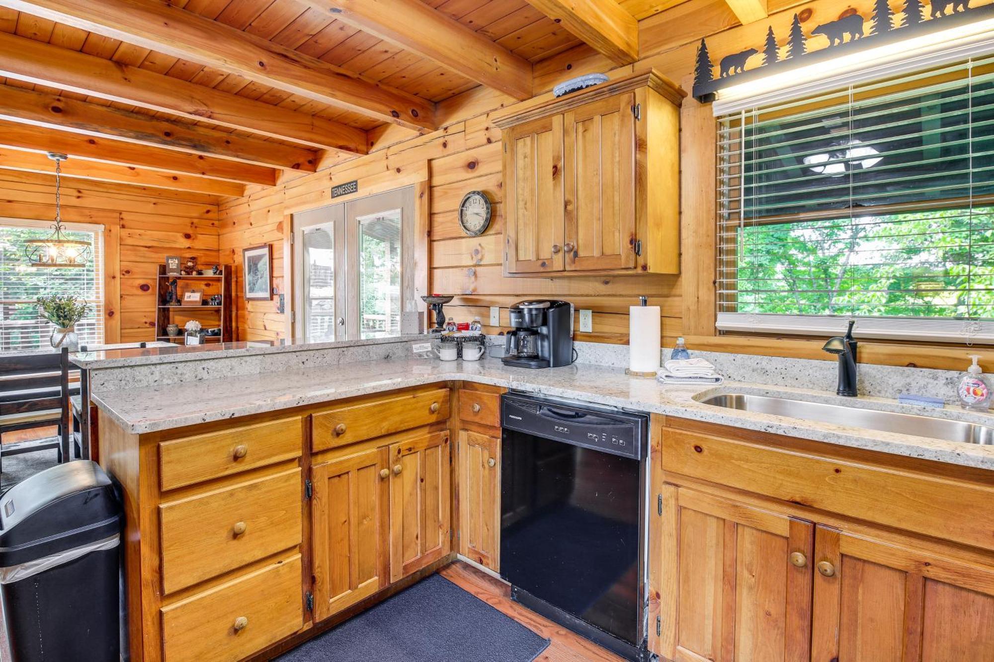 Pigeon Forge Cabin Premier Location And Hot Tub Kültér fotó
